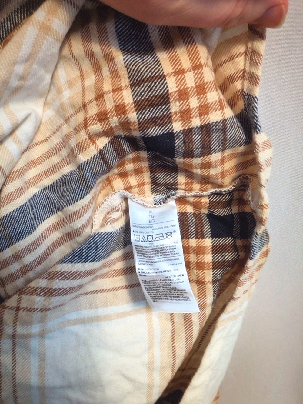 Old Navy Cream, Brown & Blue Plaid Button-Front Shirt - Picture 11 of 13